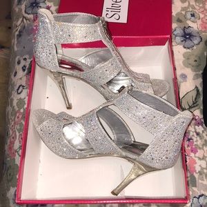 Sliver Sparkly heels